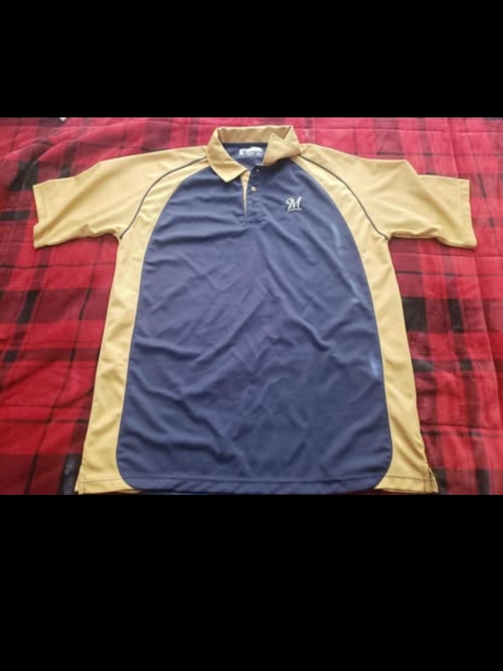 #055- Mens large Milwaukee brewers polo